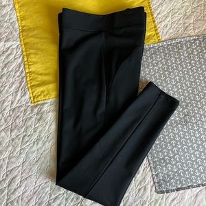 Ann Taylor Black Skinny Leg Pants